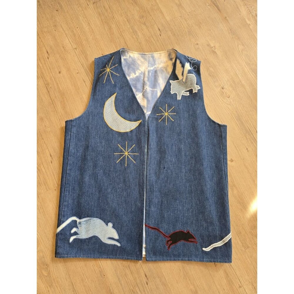 Handmade Vintage 80's Upcycled Denim Patchwork Monkeys, Flying Pigs,‎ Vest XL/2X